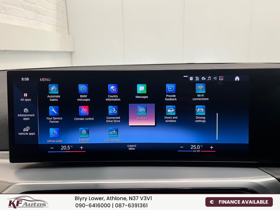 2023 BMW 3 Series - image 33