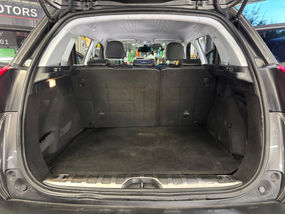 2018 Peugeot 2008 1.2 PureTech 82bhp Allure €9,950