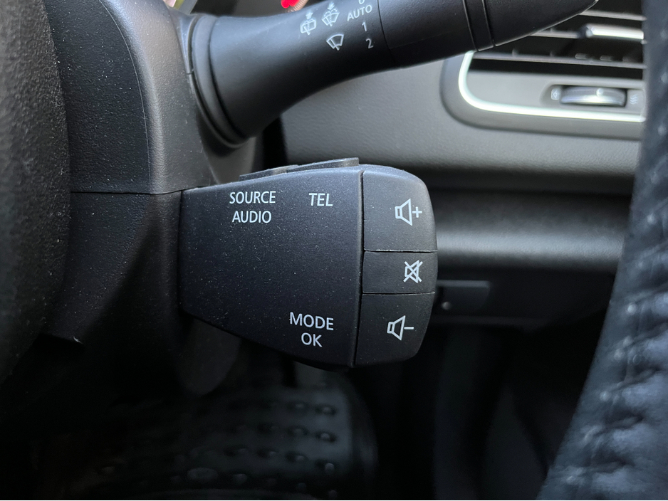 2017 Renault Megane ESTATE SPORT TOURER DYNAMIQUE 1.5 DIESEL //HALF LEATHER SEATS//SAT NAV// €10,950