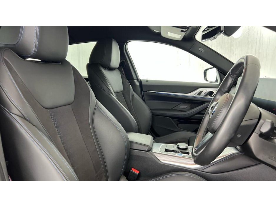 2023 BMW i4 - image 7