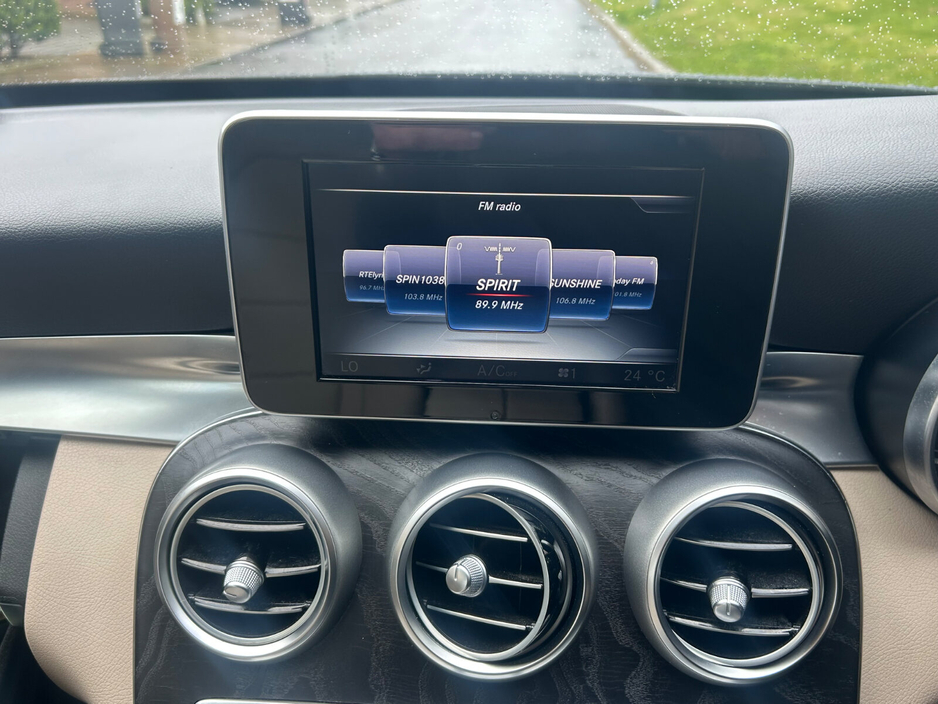 2016 Mercedes-Benz C Class - image 20