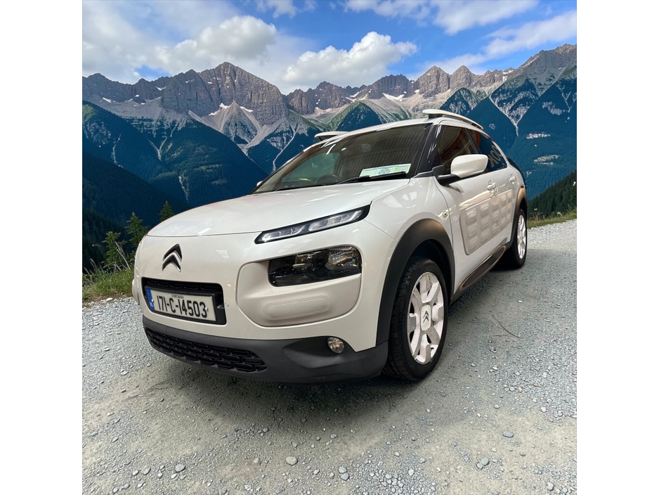 2017 Citroen C4 Cactus - image 3
