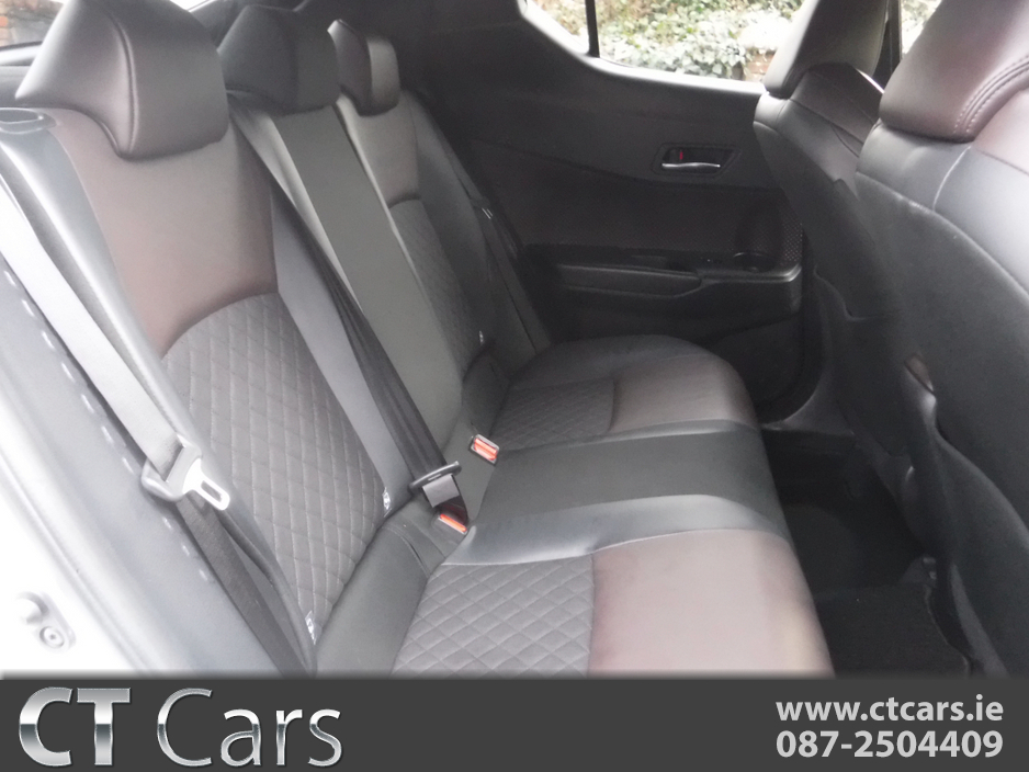 2018 Toyota C-HR - image 13