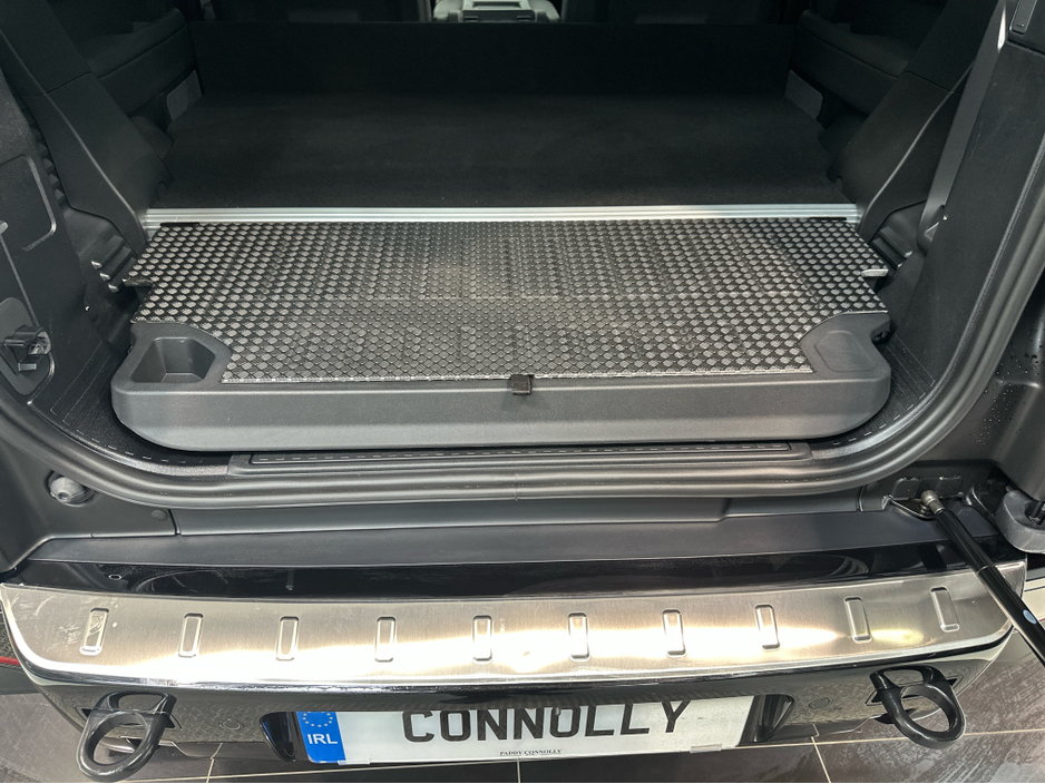 2026 Land Rover Defender - image 33