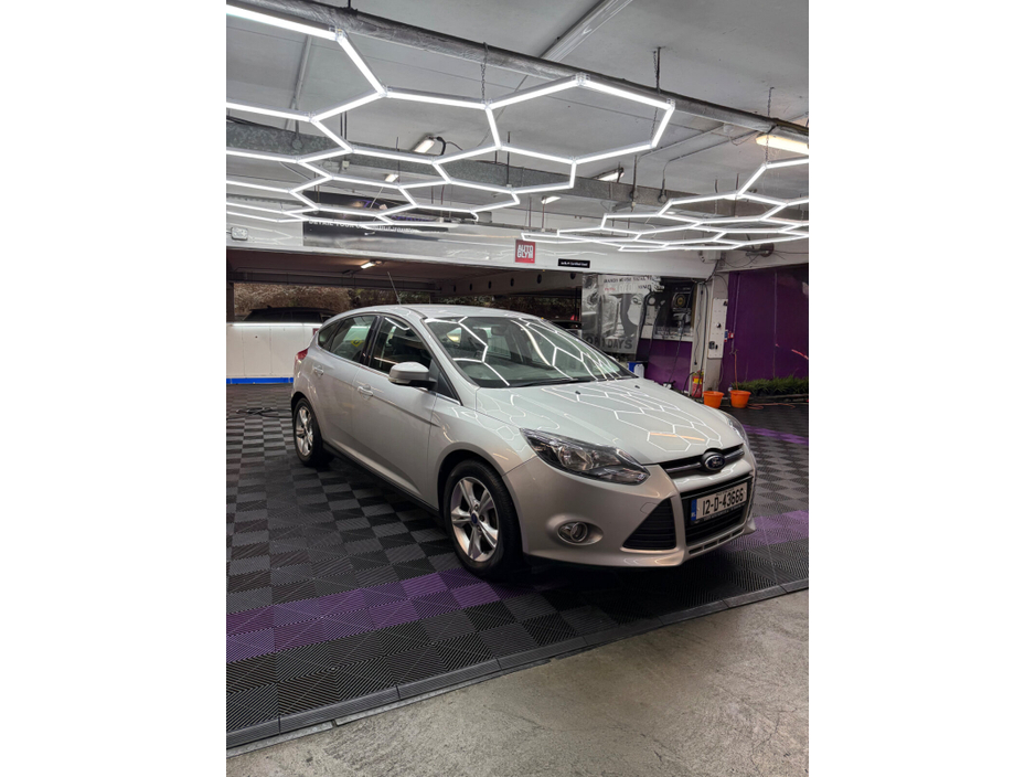 2012 Ford Focus - image 2