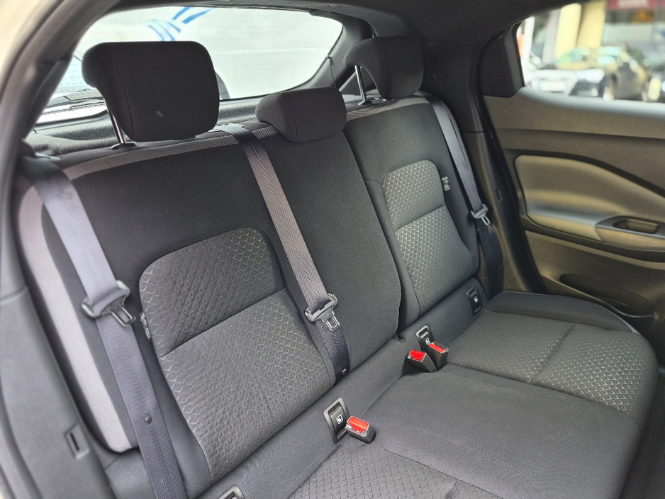 2020 Nissan Juke - image 17