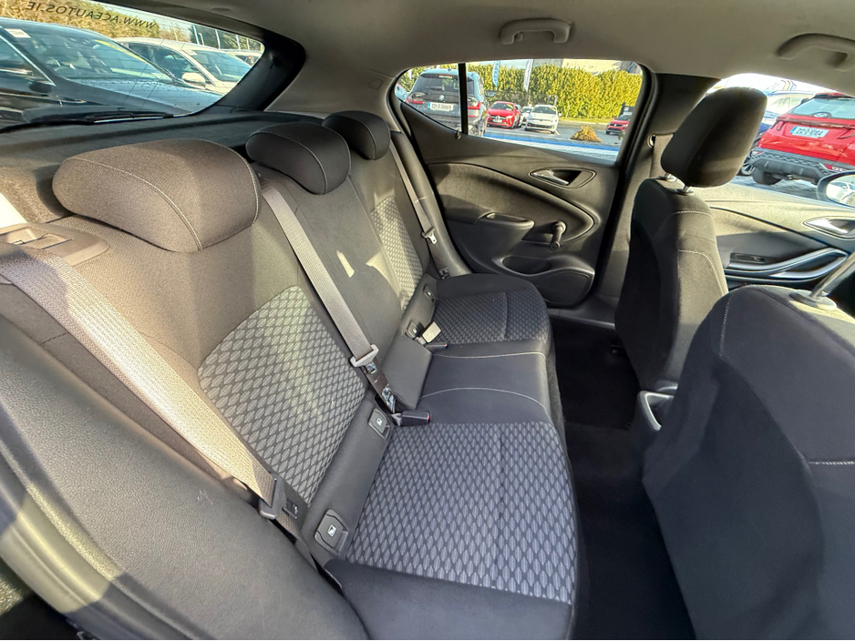 2017 Opel Astra SPORT - 1.4L PETROL - MANUAL - 12M WARRANTY - CAR: €9,950