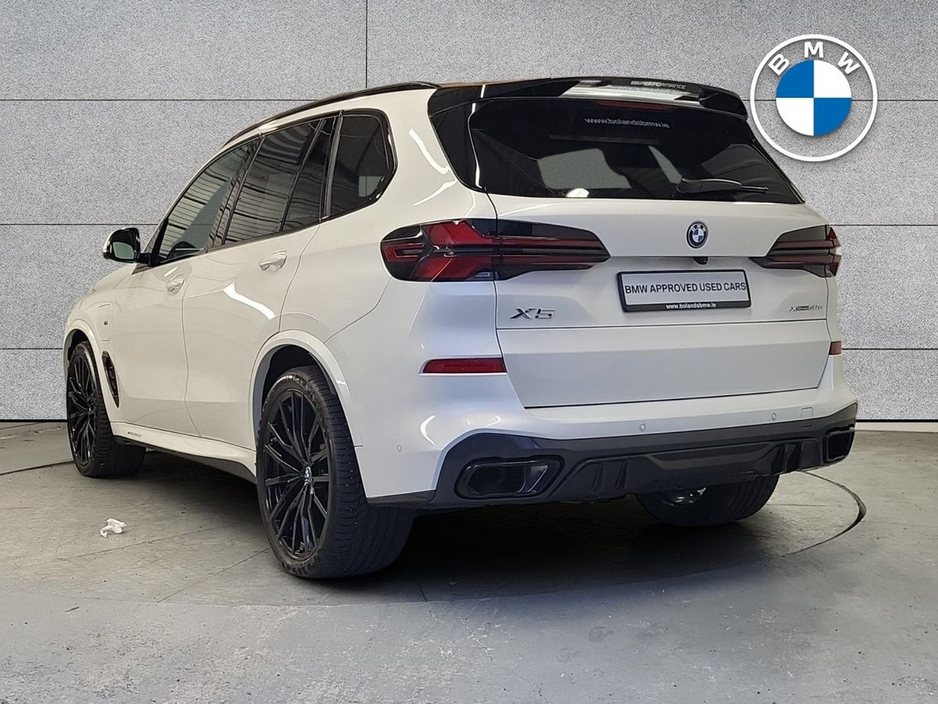 2024 BMW X5 xDrive50e M Sport €90,975