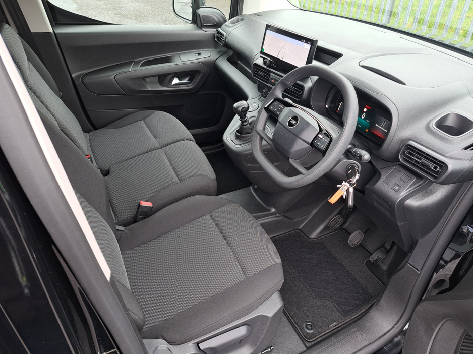 2026 Opel Combo - image 18