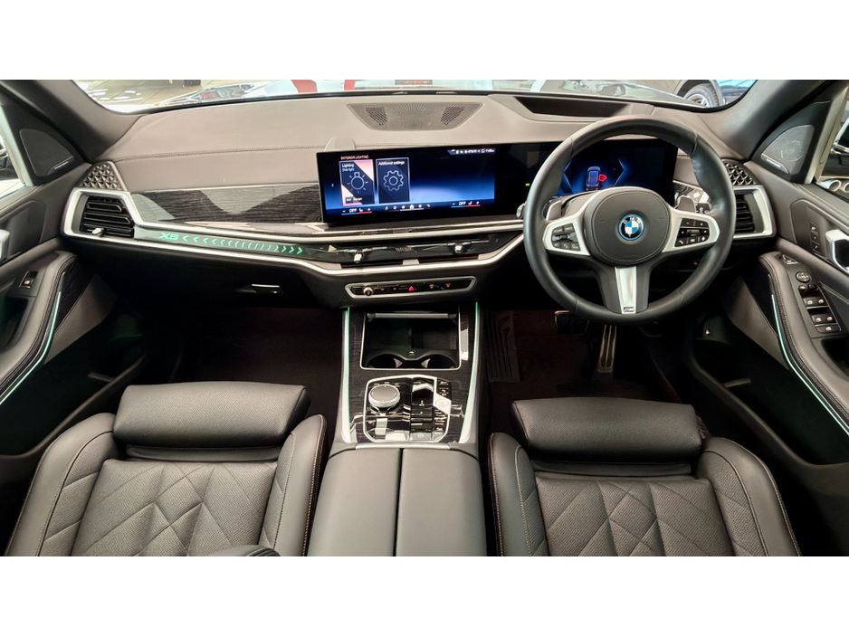 2024 BMW X5 - image 12