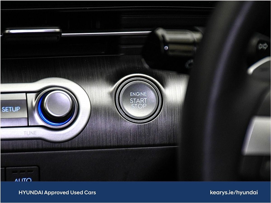 2026 Hyundai Kona Signature Petrol Hybrid