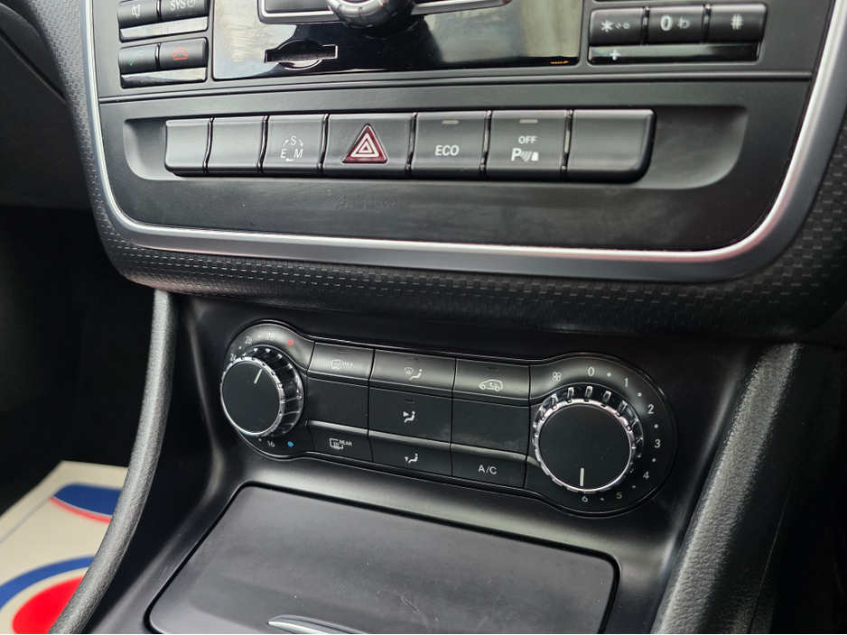 2013 Mercedes-Benz A Class - image 22