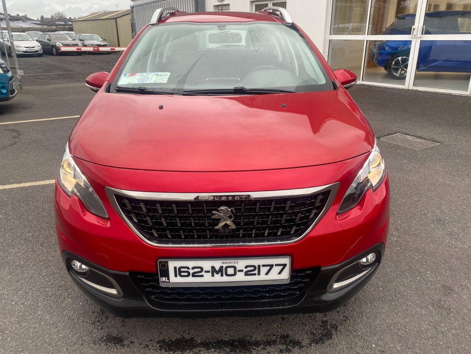 2016 Peugeot 2008 - image 2