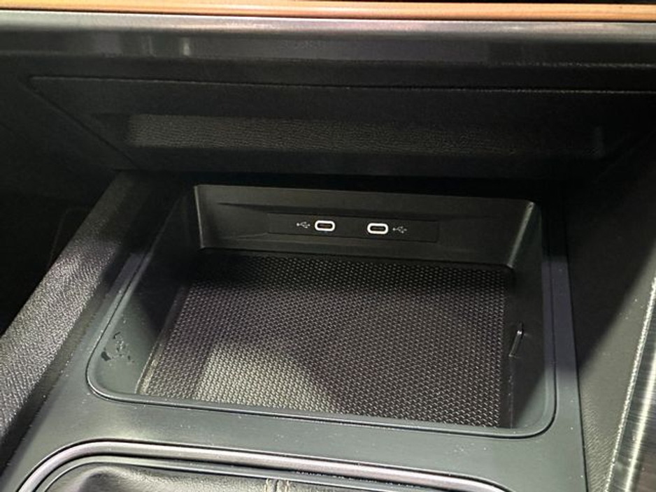 2023 Cupra Leon - image 24