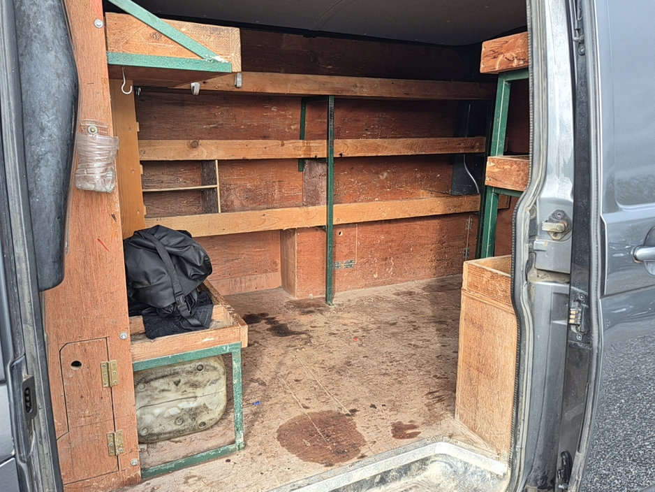 2017 Volkswagen Transporter - image 10