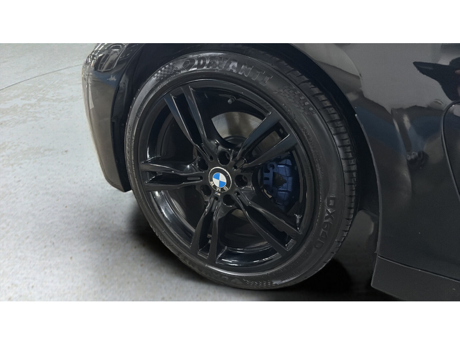 2017 BMW 4 Series - image 10