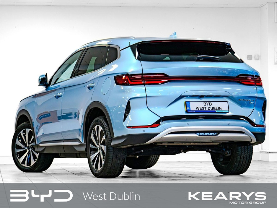 2025 BYD Seal U - image 2