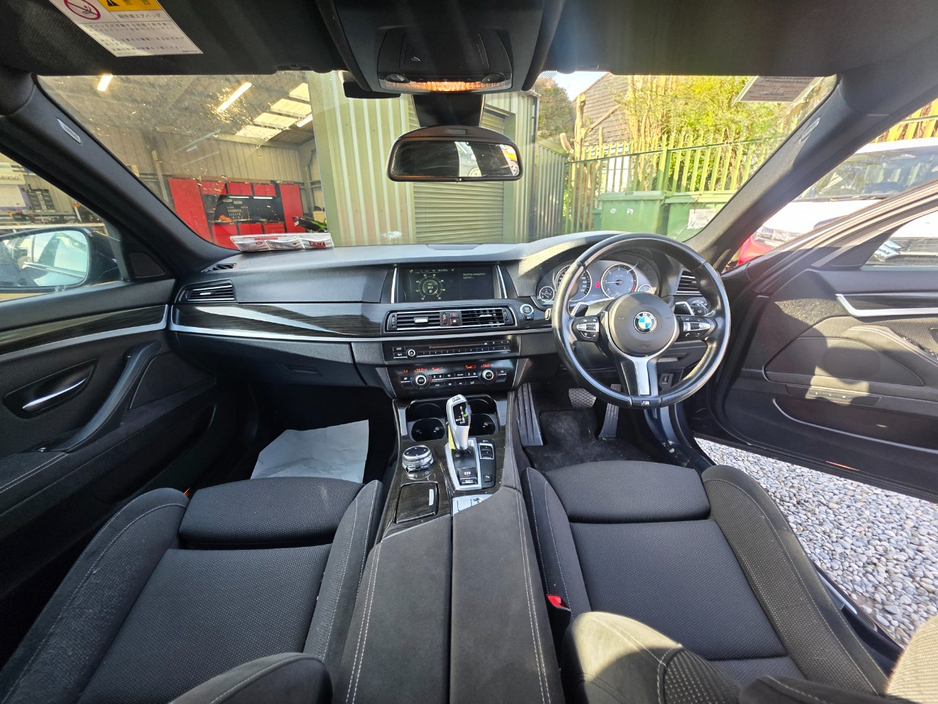 2014 BMW 5 Series - image 12