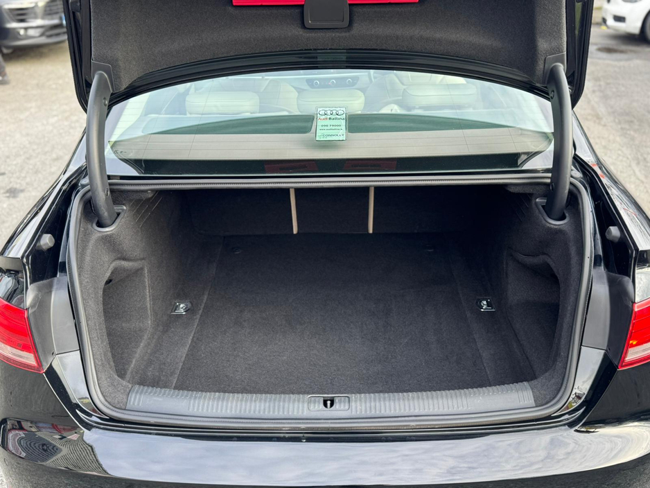 2016 Audi A4 - image 16