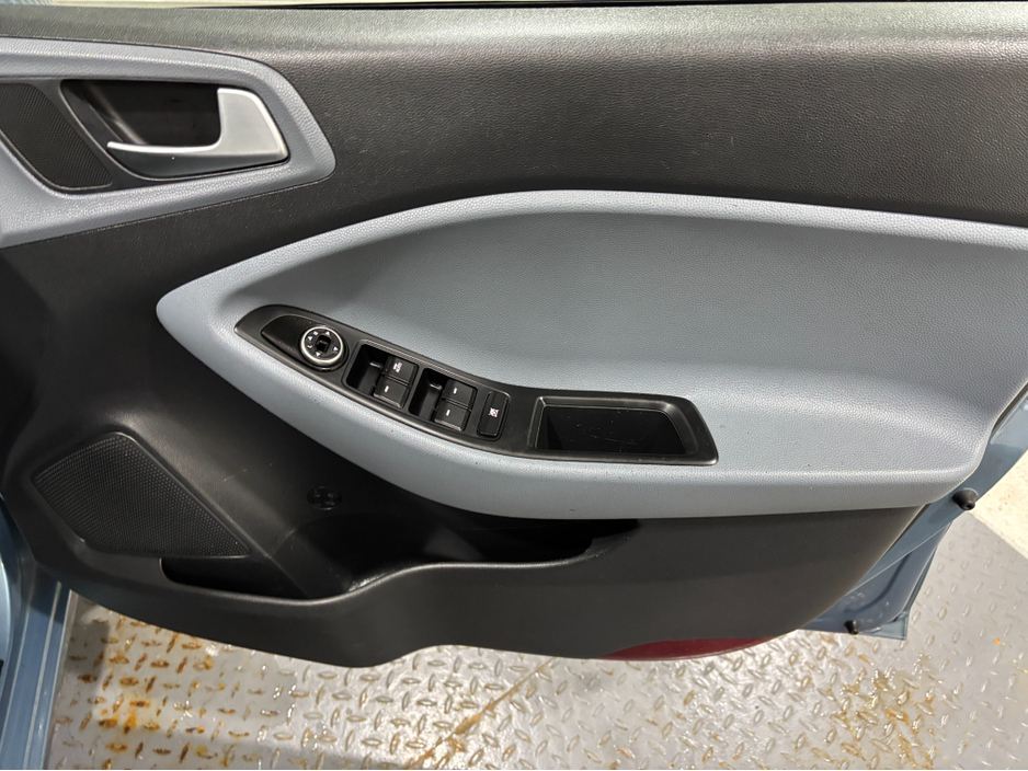 2015 Hyundai i20 SE 1.2 5DR**PERFECT STARTER CAR**SAME DAY FINANCE ARRANGED** €9,950