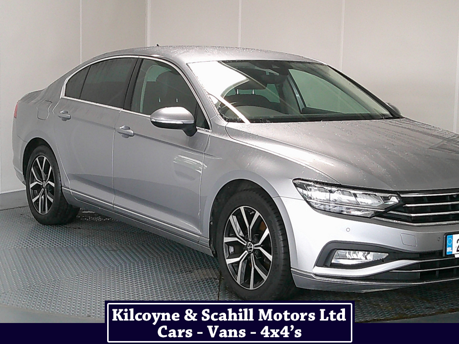 2022 Volkswagen Passat - image 9