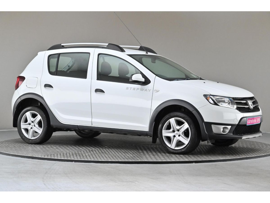 2015 Dacia Sandero Stepway - image 12