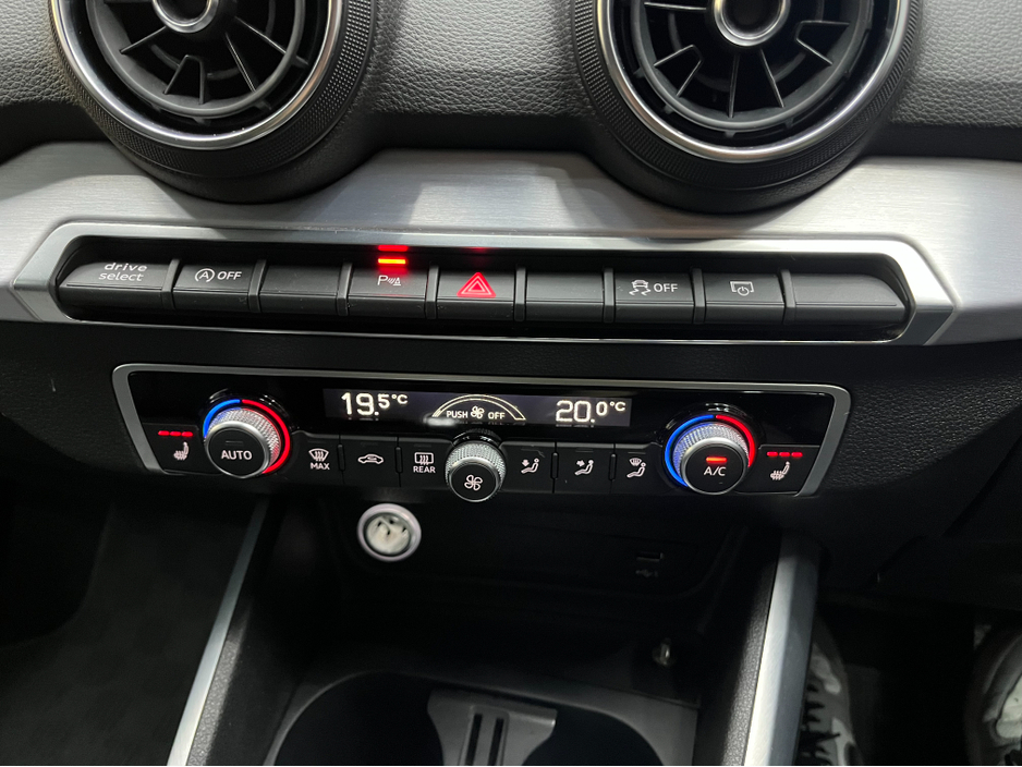 2018 Audi Q2 - image 19