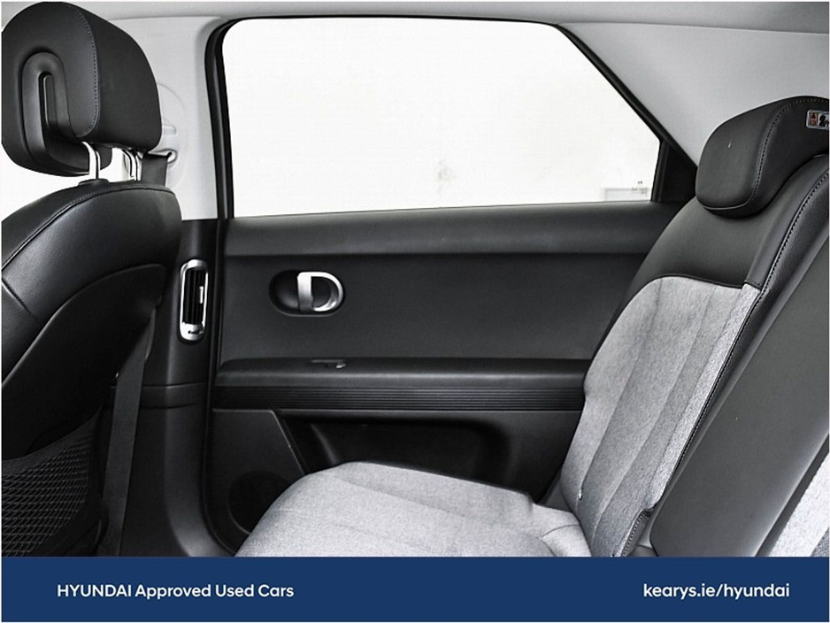 2023 Hyundai Ioniq Executive Plus 58kWh €26,490