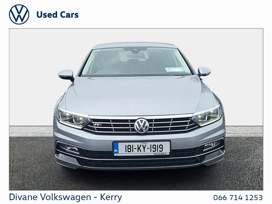 2018 Volkswagen Passat - image 12