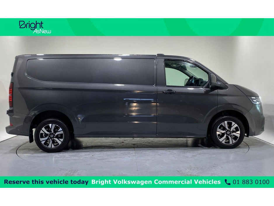 2026 Volkswagen Transporter - image 5