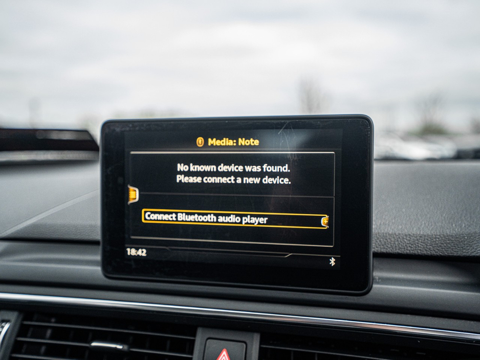 2016 Audi A4 - image 26