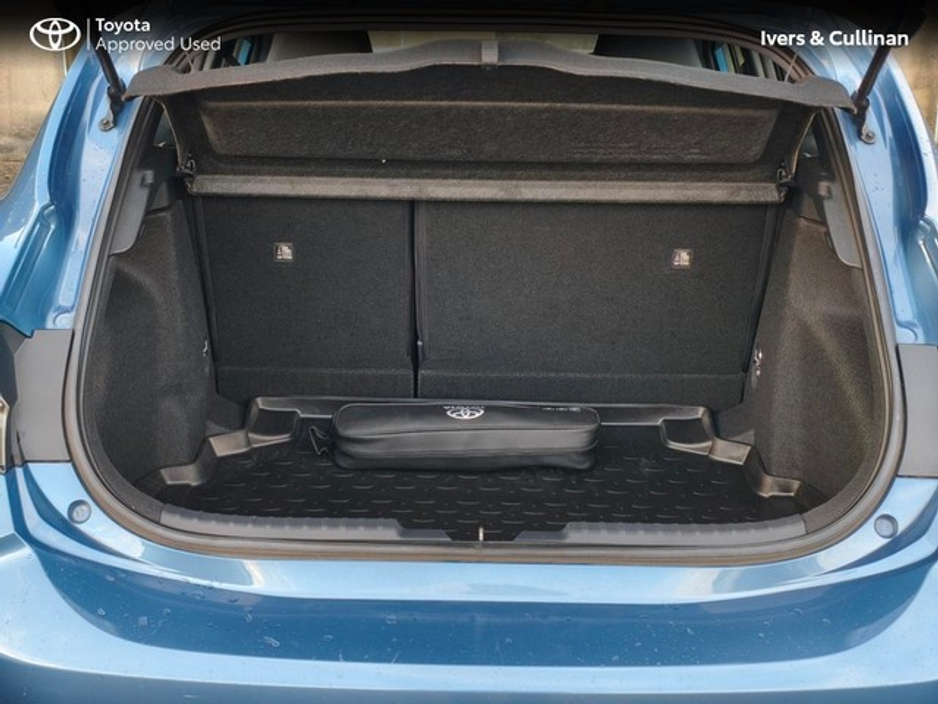 2022 Toyota Corolla HYBRID LUNA H/B 4DR AUTO