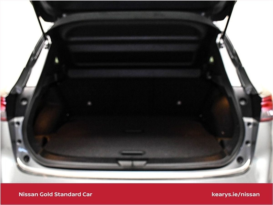 2023 Nissan Qashqai 1.3 PET MILD HYBRID SV PREMIUM