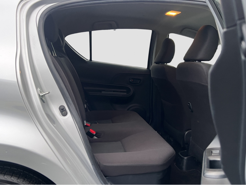 2018 Toyota Aqua 2018 Toyota Aqua 1.5 Self Charging Hybrid €12,750