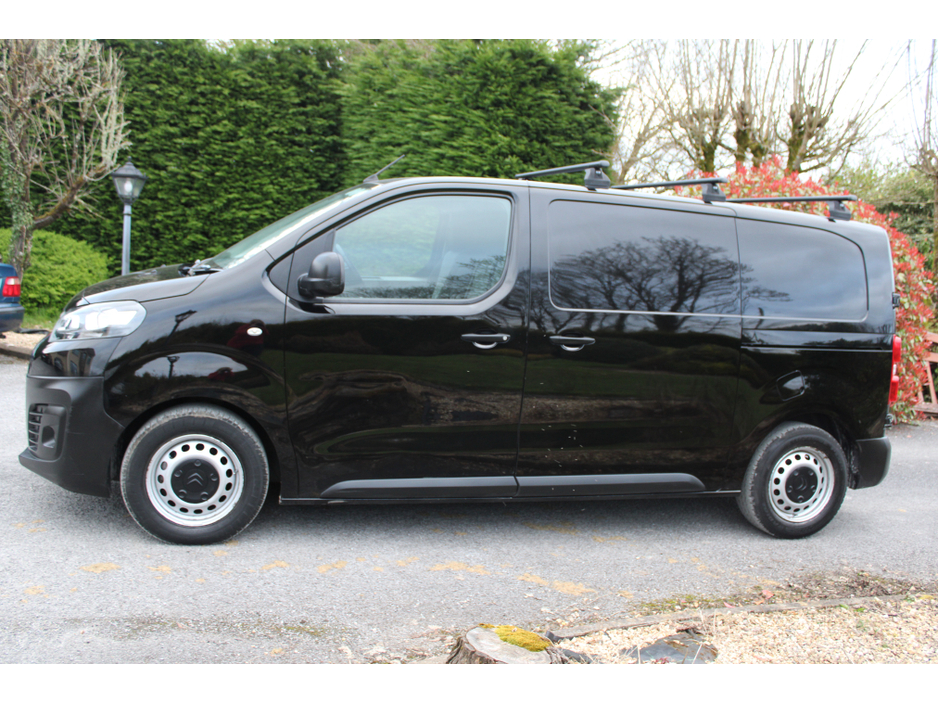 2019 Citroen Dispatch - image 6