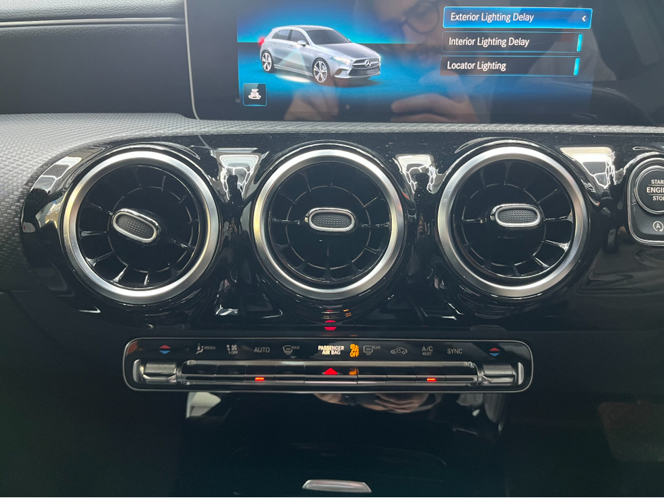 2020 Mercedes-Benz A Class €25950 2020 MERCEDES-BENZ A200D 2.0 AUTOMATIC / CRUISE CONTROL / REVERSE CAMERA / ELECTRIC MEMORY & HEATED SEATS / PADDLE SHIFTERS / APPLE CARPLAY €25,950