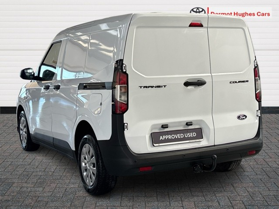 2025 Ford Courier TREND 1.5L ECOBLUE 100PS M6 FW €18,300