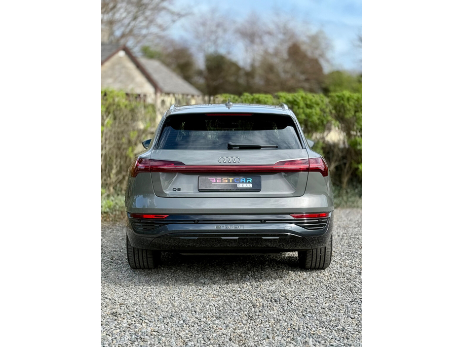 2024 Audi Q8 - image 19