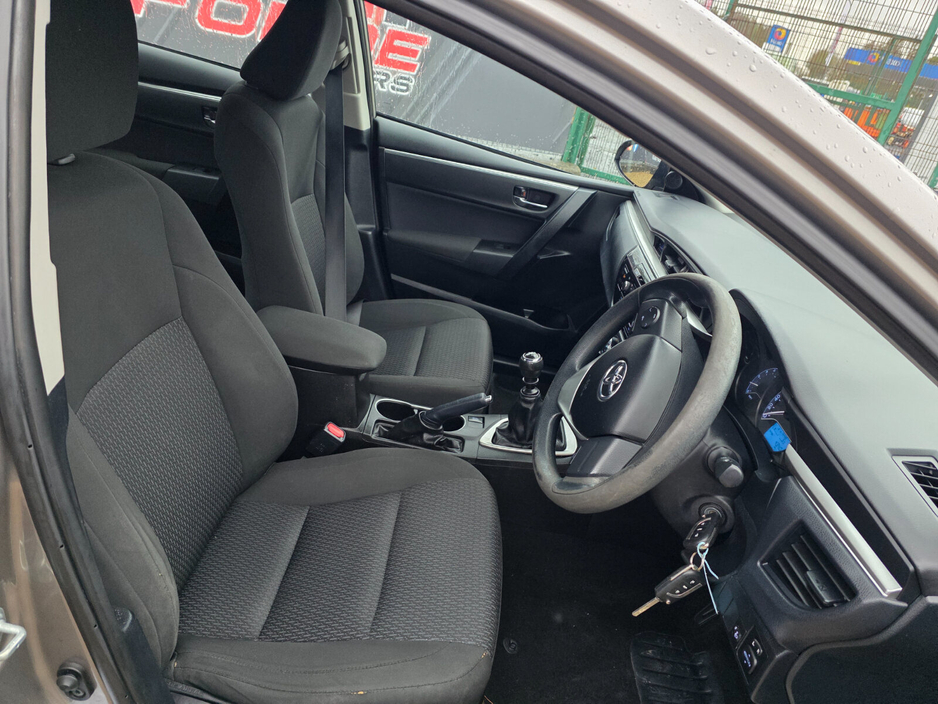 2014 Toyota Corolla D-4D 90 (1.4) Terra €7,950