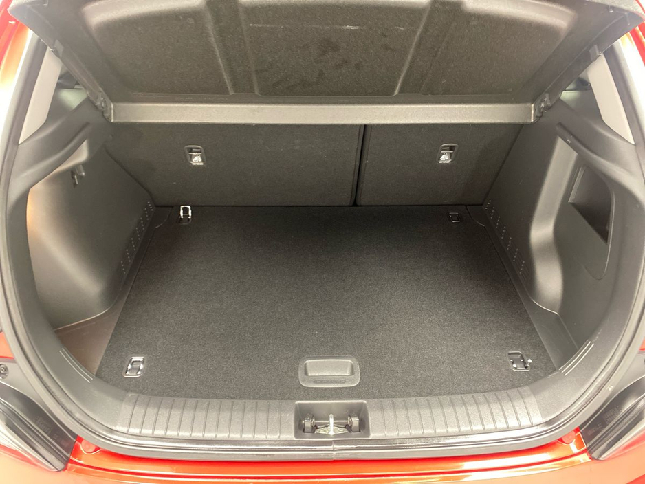 2023 Hyundai Kona - image 9