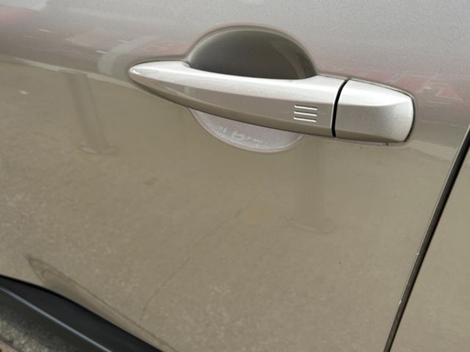 2023 Nissan X-Trail - image 6