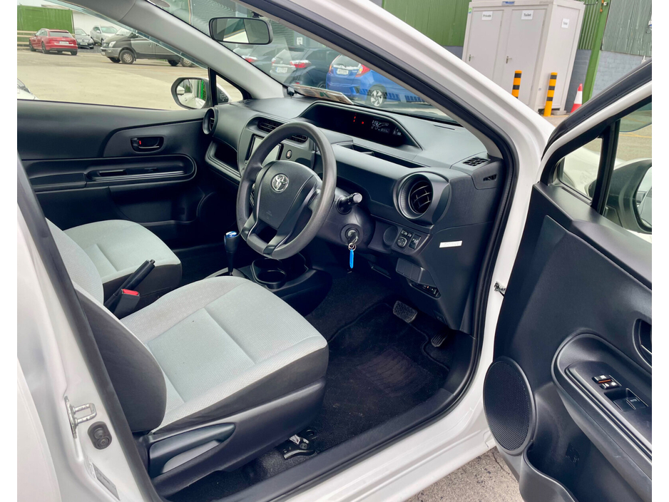 2019 Toyota Aqua 1.8 Hybrid €11,999