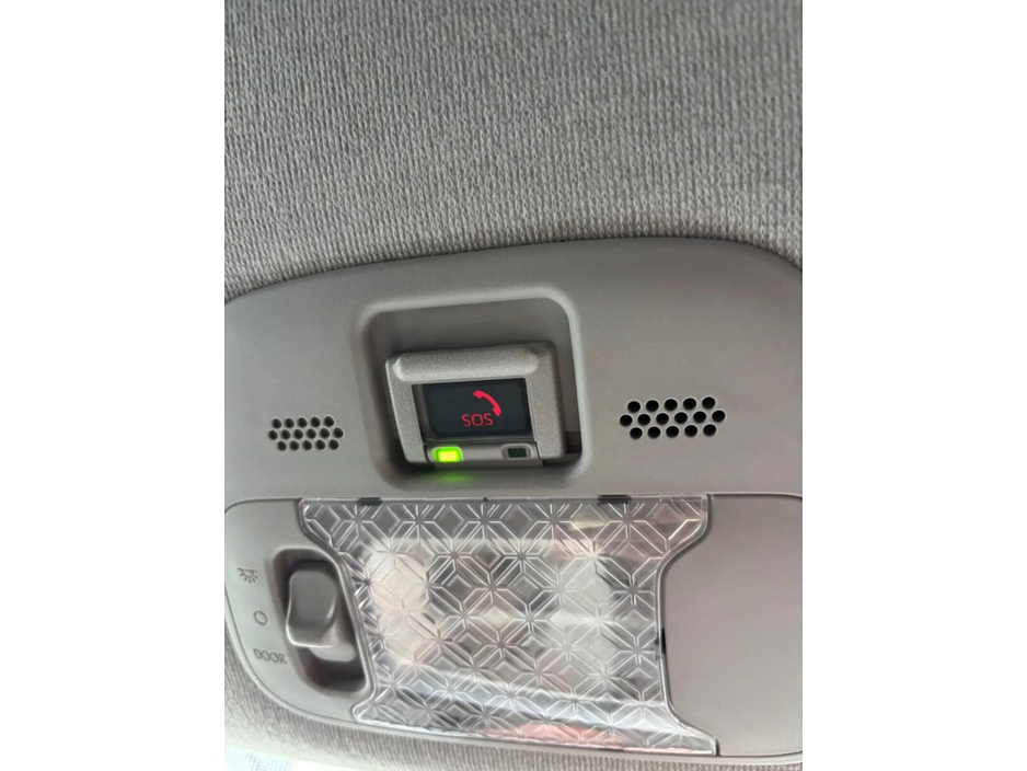 2022 Toyota Aygo 1.0 VVT-i x-play Smartphone €13,900