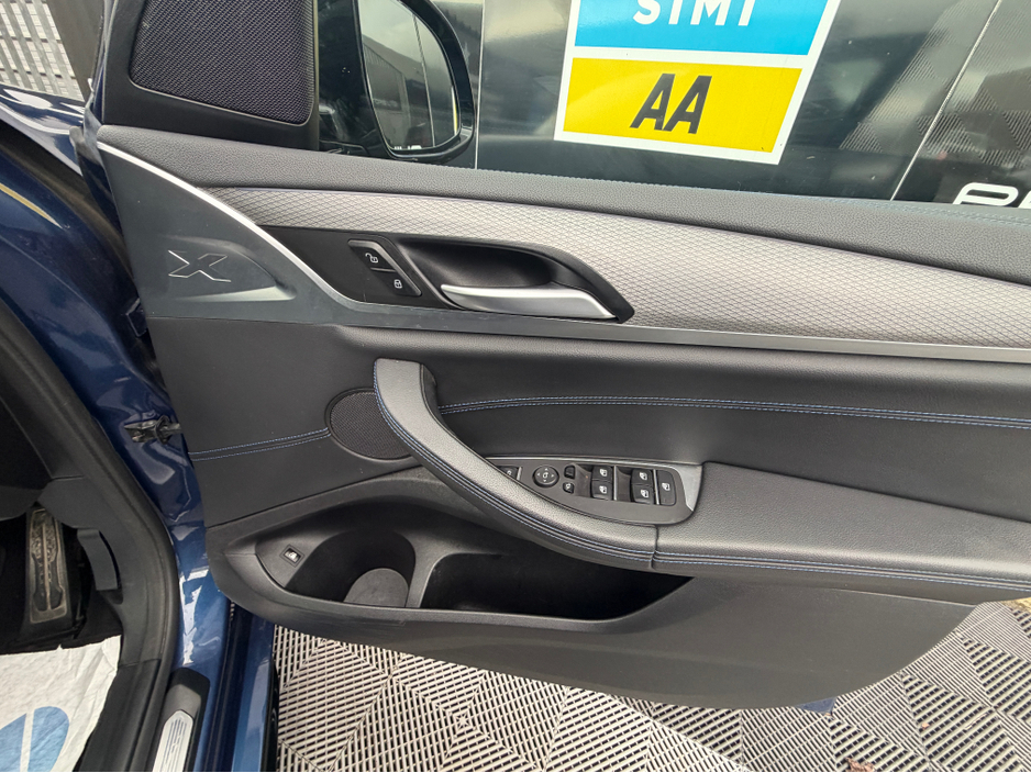 2021 BMW X3 - image 25