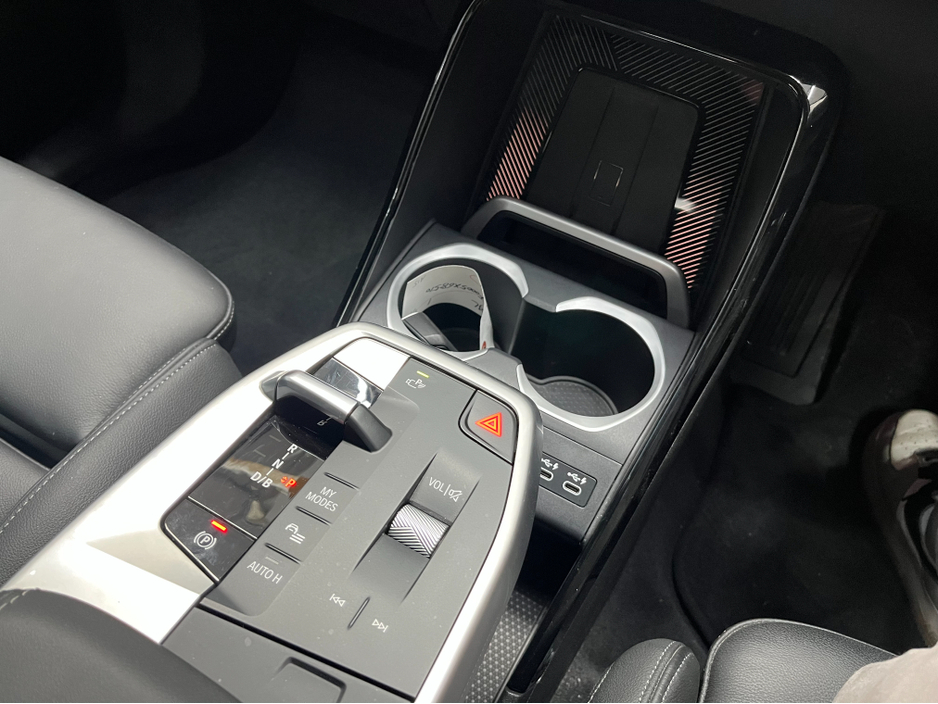 2023 BMW iX1 - image 22