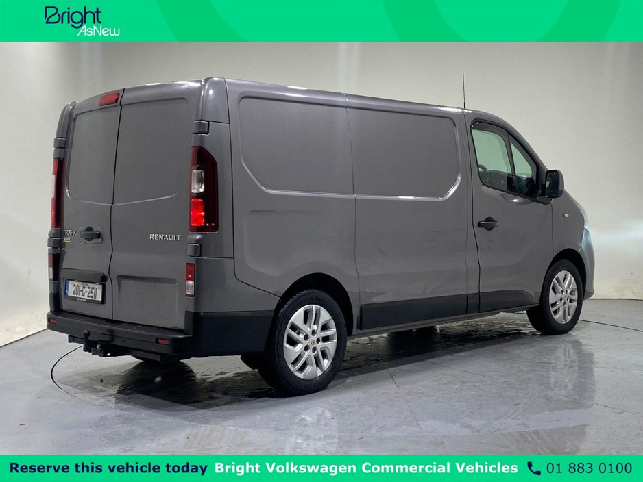 2020 Renault Trafic Sport 120BHP SL28 €13,950 + VAT €13,950