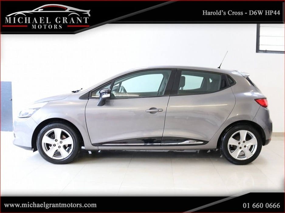 2016 Renault Clio 1.2 PETROL 16V 75 DYNAMIQUE NAV ONLY 71KM IRISH CAR €11,950