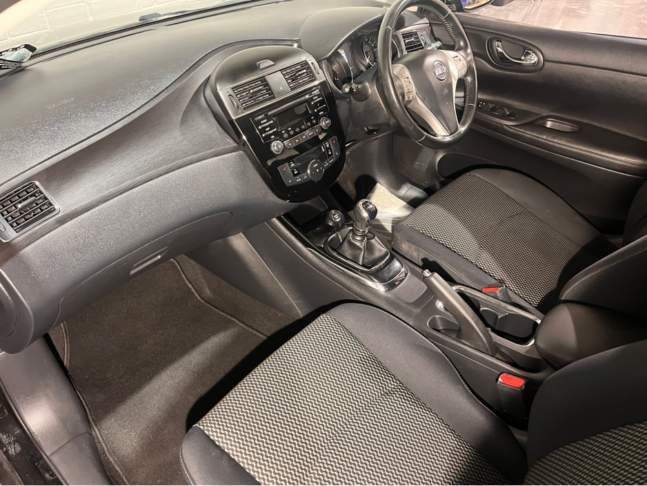 2015 Nissan Pulsar - image 13