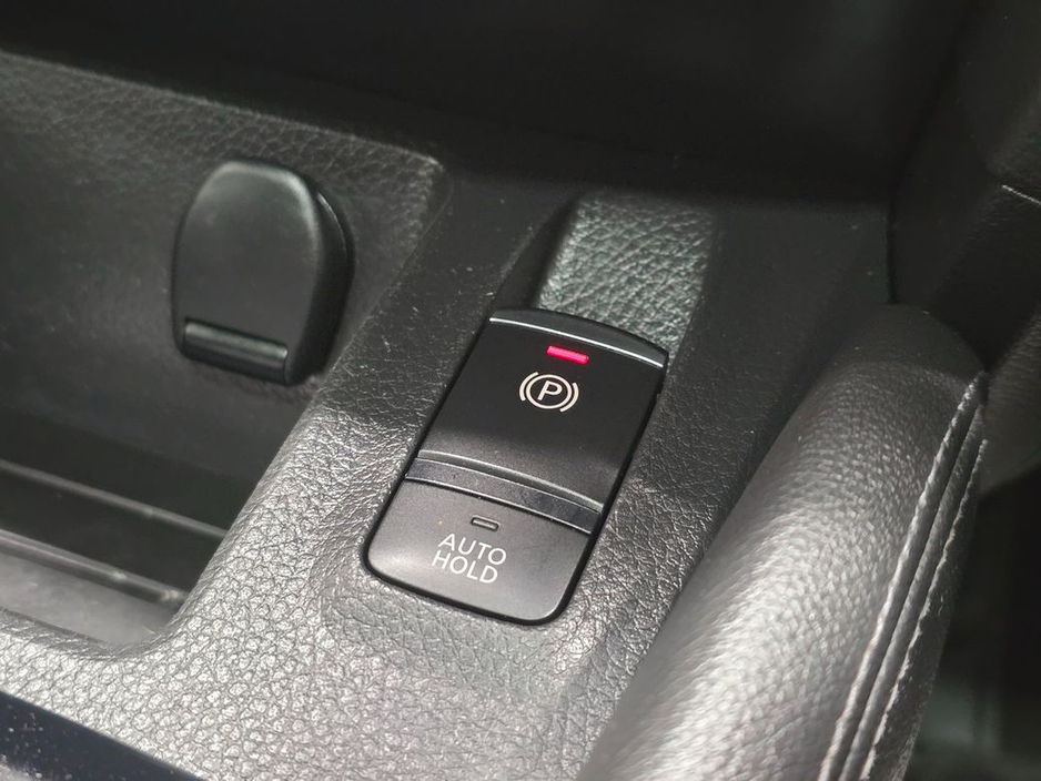 2017 Nissan Qashqai - image 29