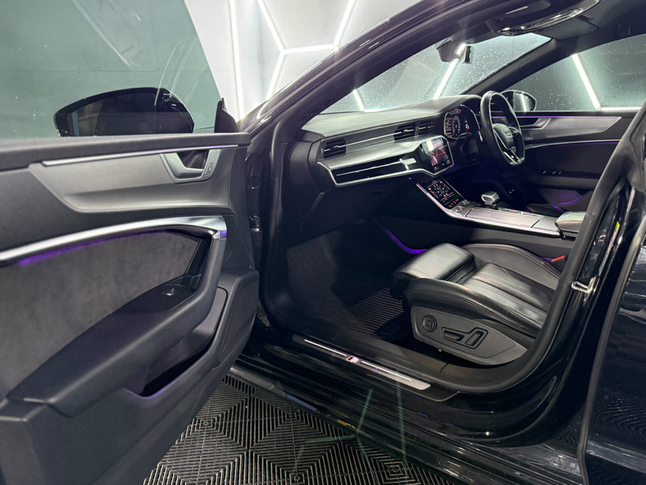 2020 Audi A7  €41,950